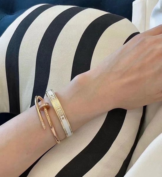 Christian Dior CD Two-color Simple Stylish Stackable Bracelet