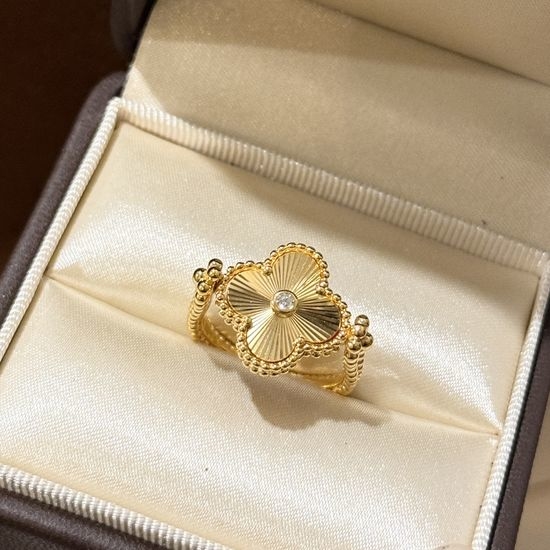 Van Cleef & Arpels VCA Reversible Carnelian 925 Silver Ring
