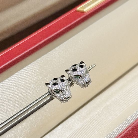Cartier Emerald Enamel Leopard Head Earrings