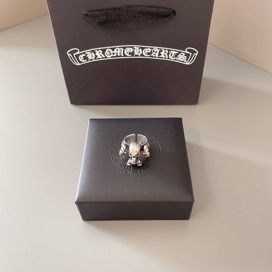 Chrome Hearts Retro Exquisite Patterned Ring