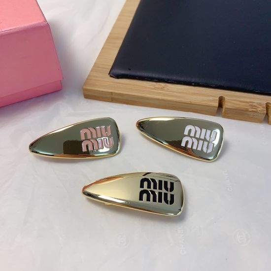 Miu Miu Glossy Enamel Letter Hair Spring Clip