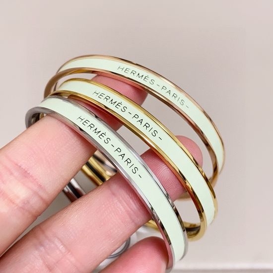 Hermes Light Green Enamel Narrow Exquisite Bangle