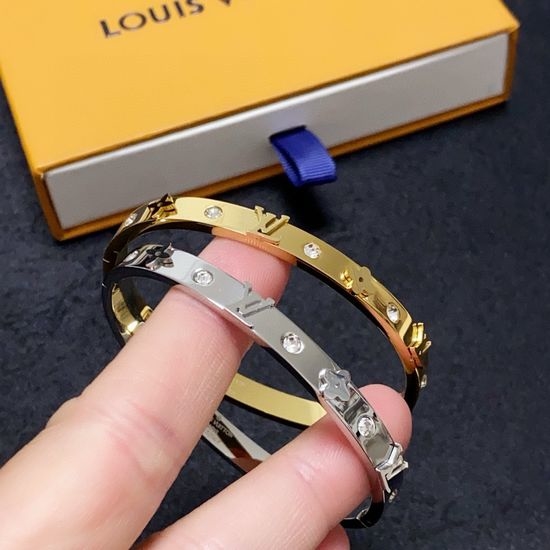 Louis Vuitton LV Diamond Inlaid Letter Bangle