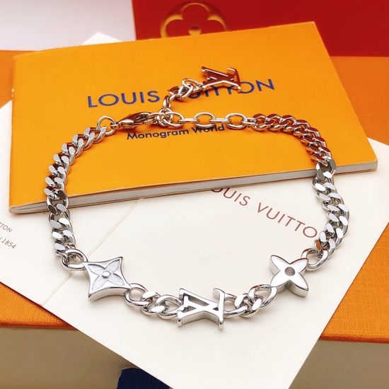 Louis Vuitton LV Polished Silver Fashion Bracelet