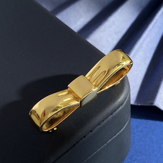 Prada Glossy Bow Suit Brooch Accessory