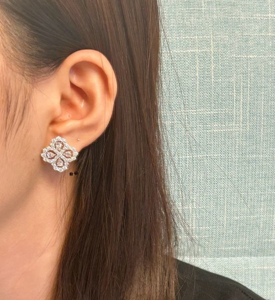Harry Winston Pink Diamond Full Diamond Clover Earrings