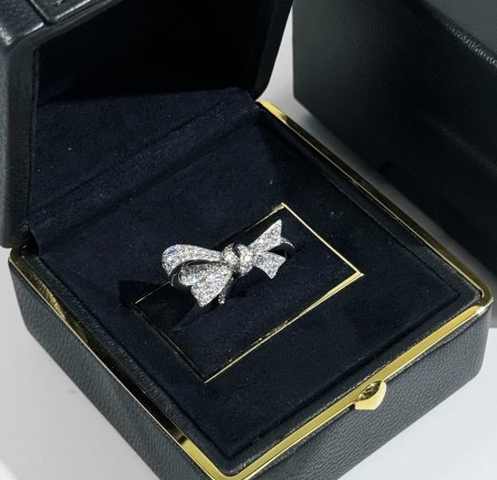 Graff Luxury Bow Ring with Simulated Diamonds