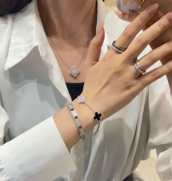 Cartier Black Stud Full Diamond Bangle Jewelry