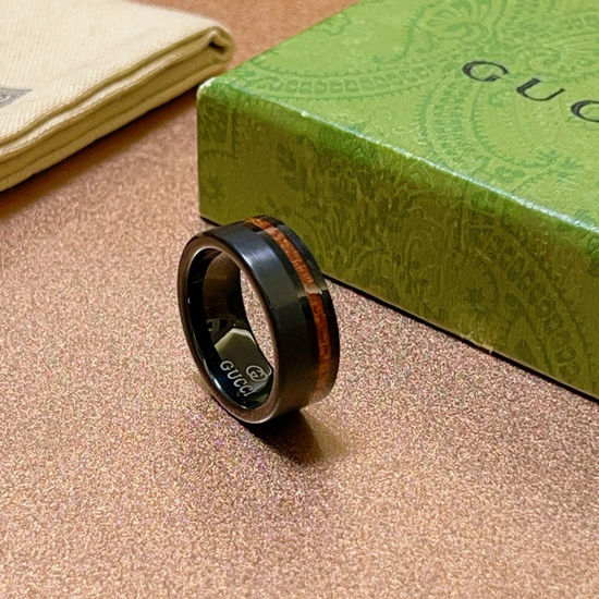Gucci Classic Handcrafted Two Letter Ring