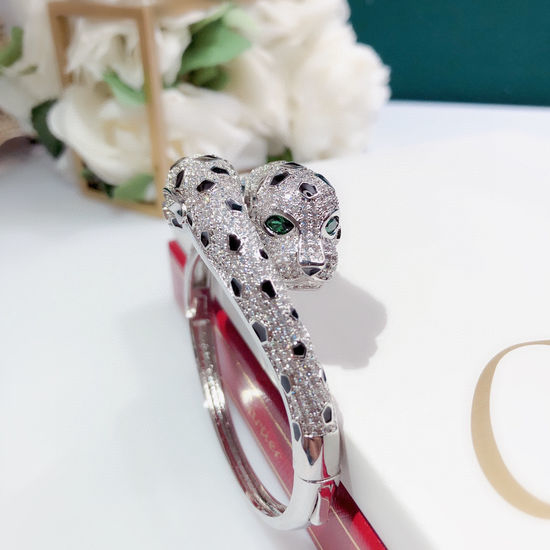 Cartier Double Leopard Diamond Bangle