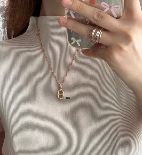Hermes Brown Pendant Polished Finished Necklace