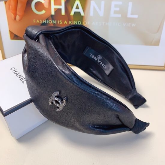 Chanel Genuine Leather Minimalist Hair Hoop