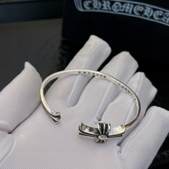 Chrome Hearts Vintage Cross Open Bangle Retro Design
