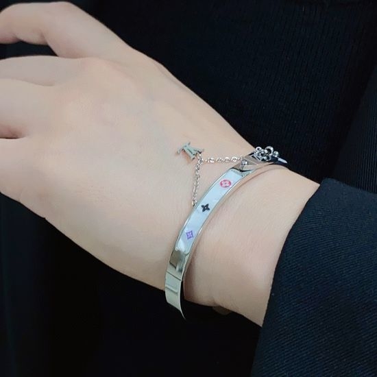 Louis Vuitton LV Sleek Engraved Slim Bangle Elegant Accessory