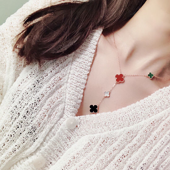 Van Cleef & Arpels VCA Mixed Size Clover Leaf Necklace