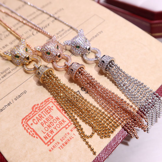Cartier Gemstone Tassel Necklace Elegant Three-dimensional