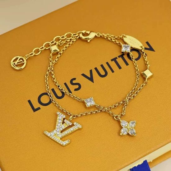 Louis Vuitton LV Rhinestone Letter Double Layer Bracelet Elegant