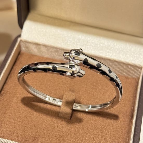 Cartier Diamond Leopard Open Silver Bangle
