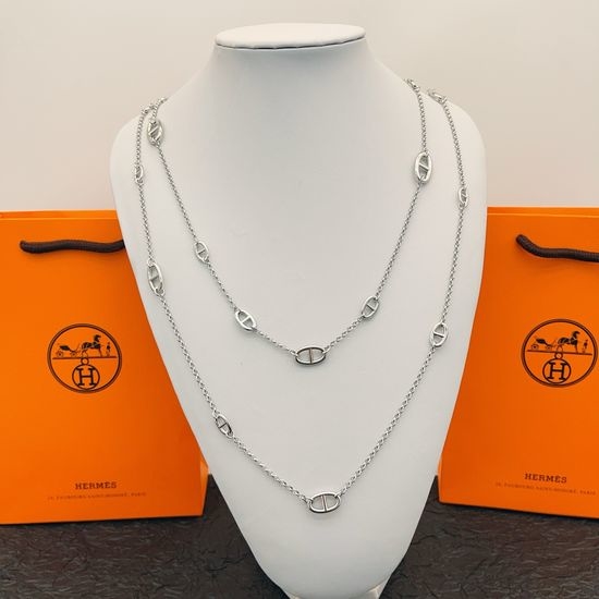 Hermes Smooth Pig Nose Design Sweater Chain