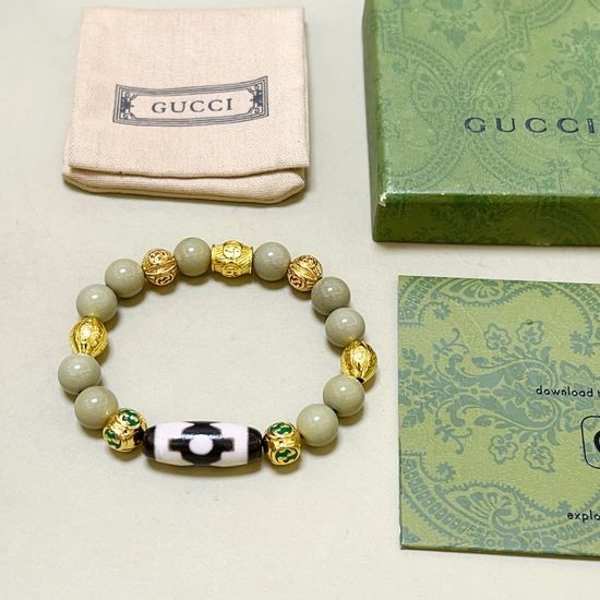 Gucci Handcrafted Natural Stone Agate Bracelet