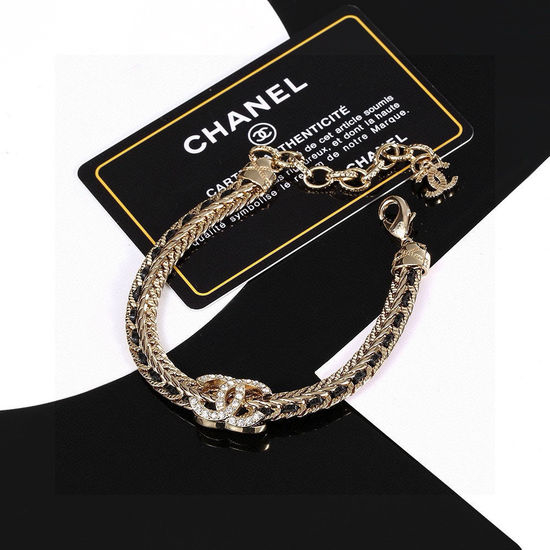 Chanel Exquisite leather chain bracelet for daily wear