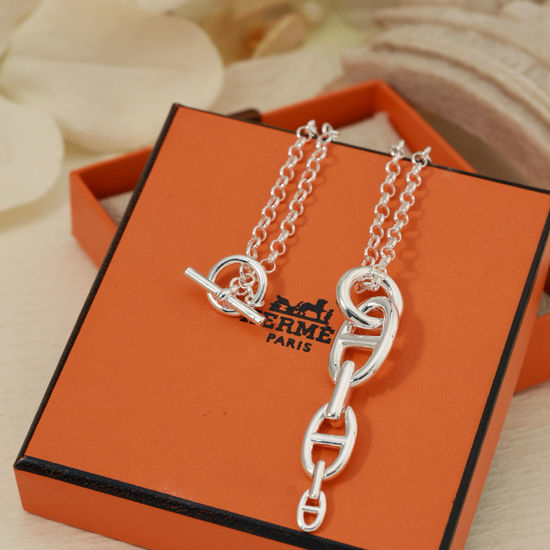 Hermes Pig Nose Polished Gold Fashion Necklace