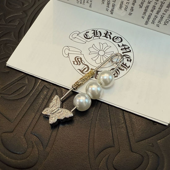 Chrome Hearts Pin Pearl Brooch Elegant Style