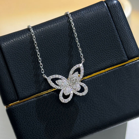 Graff Dainty Butterfly Pendant Necklace