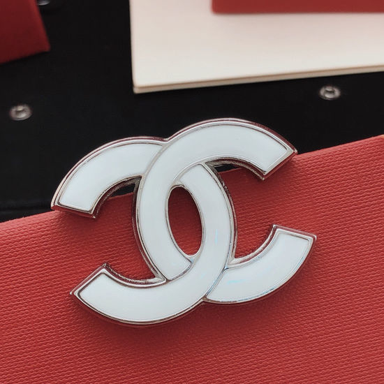Christian Dior CD White Color Decorative Suit Brooch