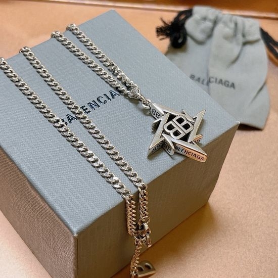 Balenciaga Retro Style Exquisite Craft Necklace