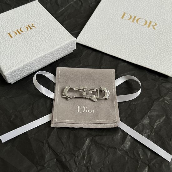 Christian Dior CD Classic Brass Brooch for Elegant Outfits