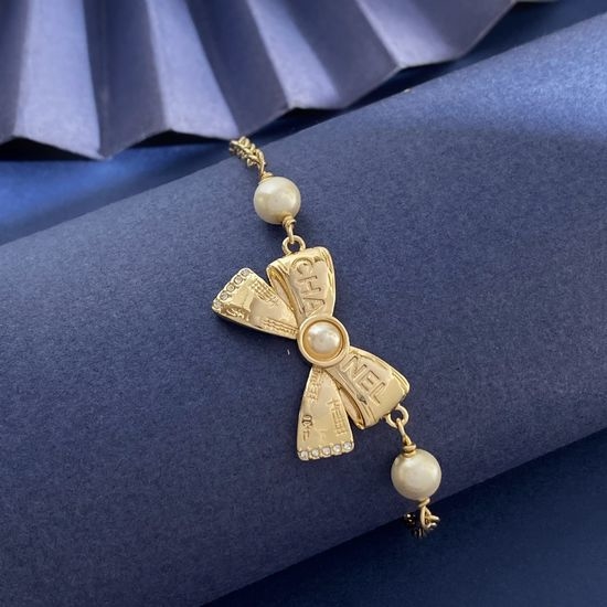 Chanel Bow Diamond Pearl Chain Bracelet