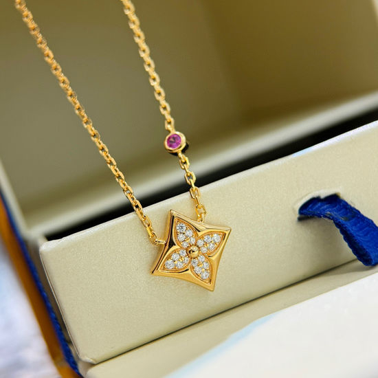 Van Cleef & Arpels VCA Clover Single Diamond Mother of Pearl Necklace