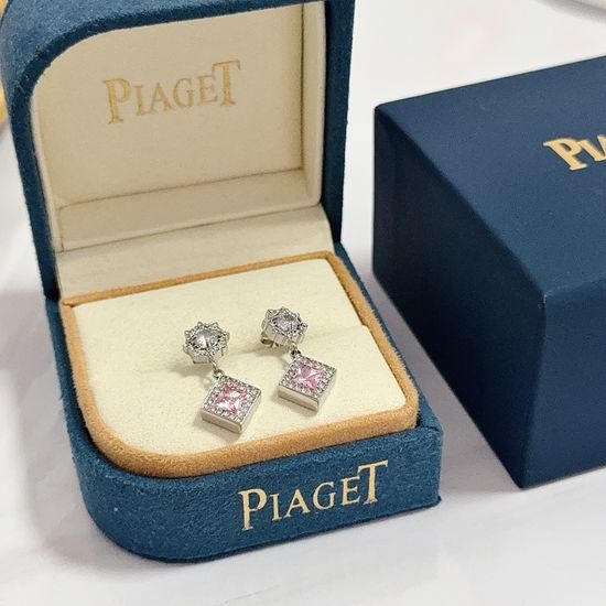 Piaget Inlaid Craft Gold Earrings Luxury Accessories