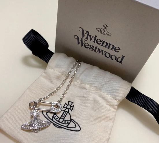 Vivienne Westhood Crystal Pin Pendant Clavicle Necklace