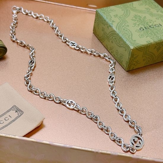 Gucci Vintage Finish Classic Chain Necklace