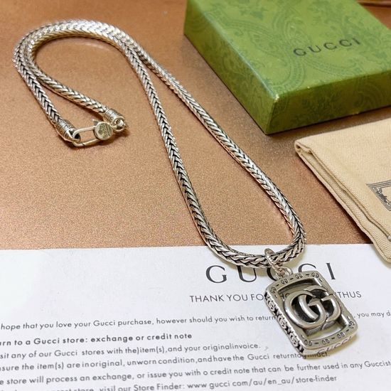 Gucci Vintage Double G Pendant Necklace