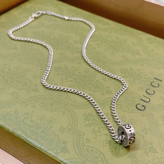 Gucci Delicate Chain Necklace Easy To Match