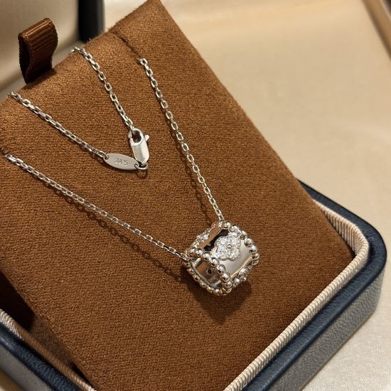 Van Cleef & Arpels VCA Classic Pattern Pendant Silver Necklace