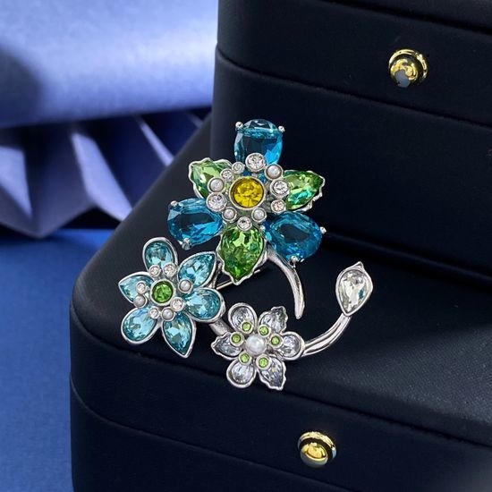 Swarovski Floral Rhinestone Pearl Brooch