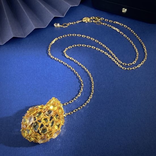 Swarovski Irregular Cut Crystal Pendant Necklace