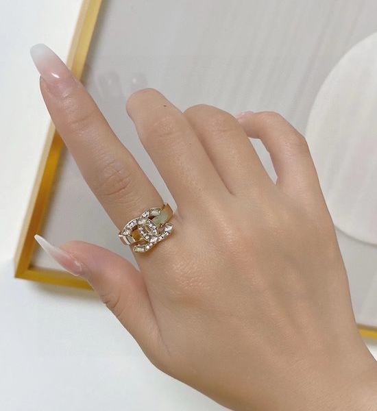 Chanel Diamond Inlaid Letter Fashion Ring