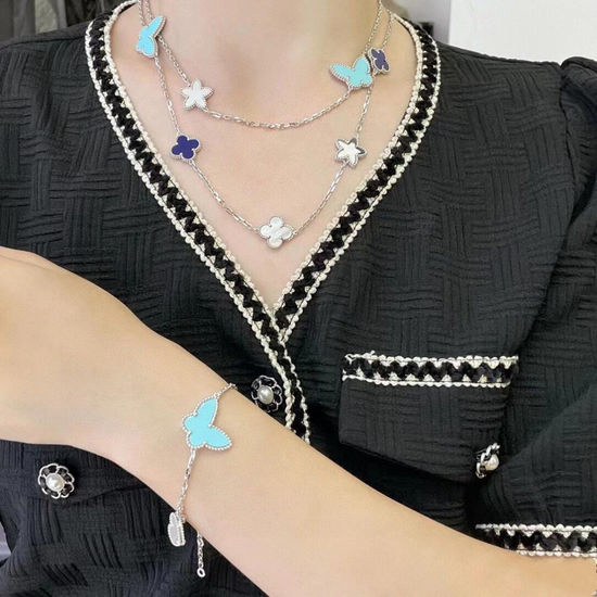 Van Cleef & Arpels VCA Mixed Stone Pendant Necklace Exquisite Craft