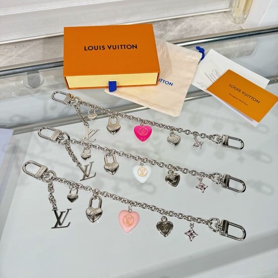 Louis Vuitton LV Heart Chain Keychain Bag Charm Accessory