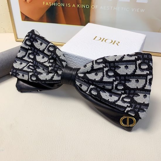 Christian Dior CD Bow Stitched Leather Spring Hair Clip