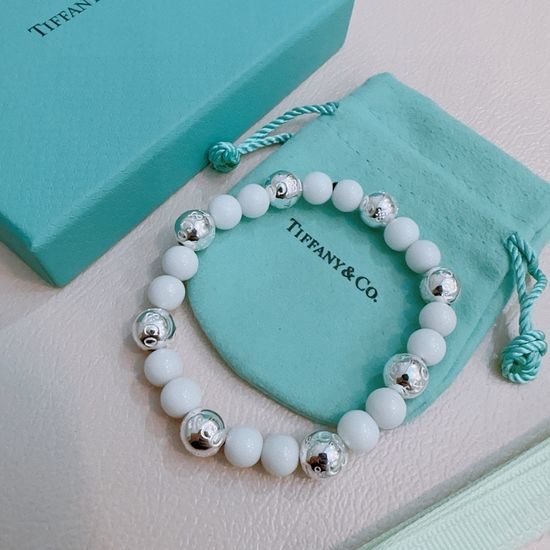 Tiffany & Co. Agate Bracelet Retro Punk Style