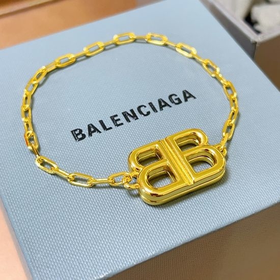 Balenciaga Unique Minimalist Style Chain Bracelet
