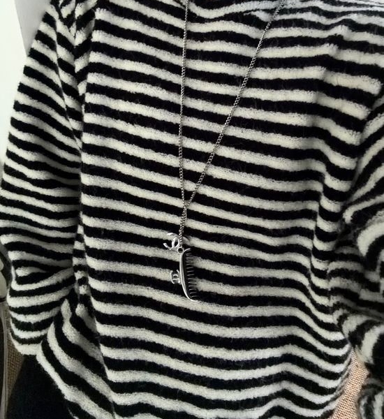 Chanel Vintage Exquisite Elegant Necklace