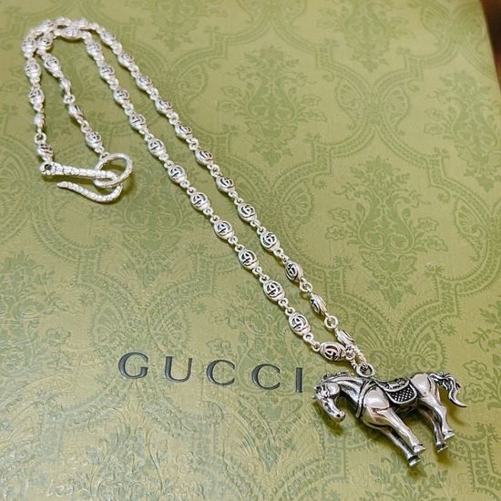 Gucci Vintage Adjustable Chain Pendant Necklace