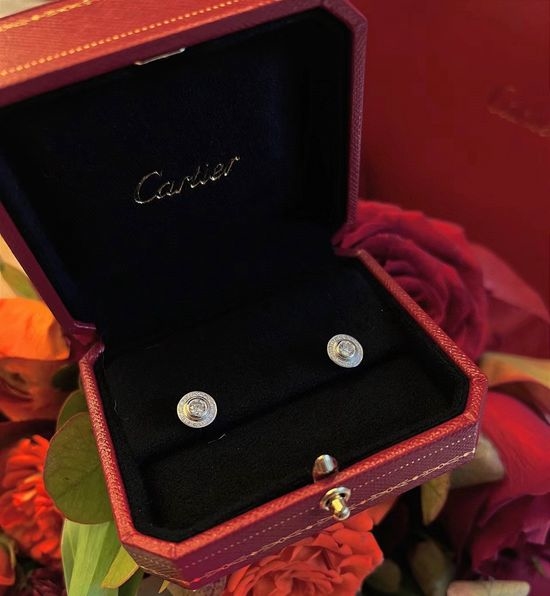 Cartier Single Diamond Stud Earrings Classic Design